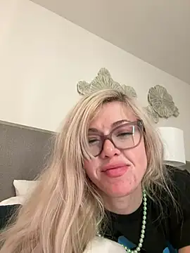 propertyofdaddy online show from 17, 3, 2025