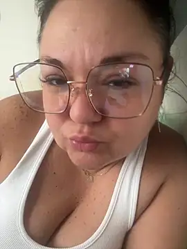 MikyVesela online show from 5, 11, 2025