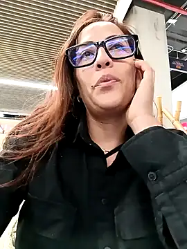 Snapshot of Lena-32 chatting on 21, 1, 2025 Lena-32 online show from 21, 1, 2025