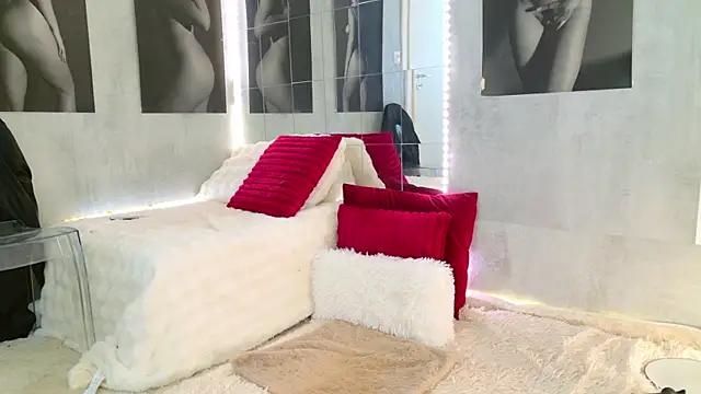 celia chanel online show from 10, 5, 2026