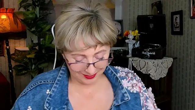 sugar vivien online show from 8, 12, 2024