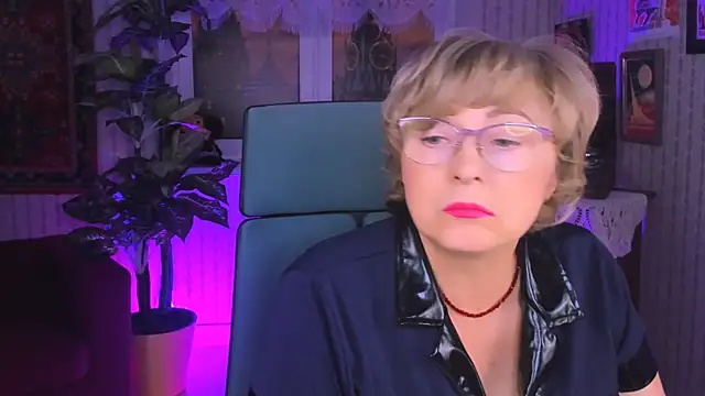 sugar vivien online show from 11, 9, 2025