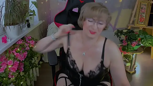 Snapshot of sugar_vivien chatting on 8, 5, 2026 sugar vivien online show from 8, 5, 2026