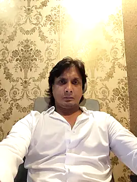 Snapshot of MuscularEros1 chatting on 10, 10, 2025 MuscularEros1 online show from 10, 10, 2025