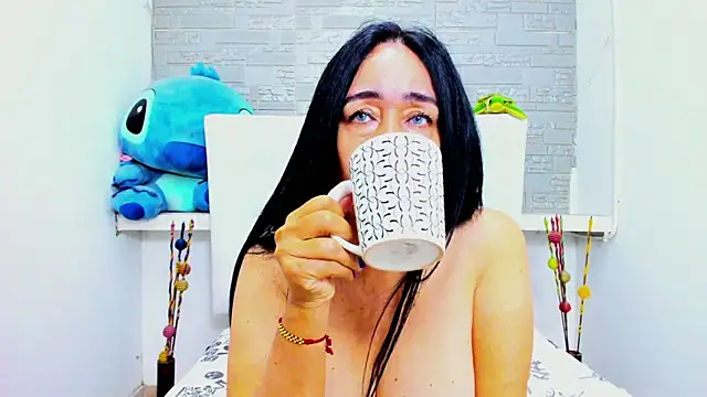 HorniestMilf online show from 13, 9, 2025