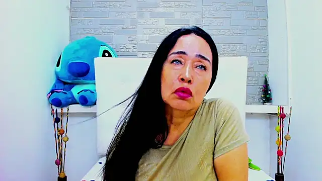 Snapshot of HorniestMilf chatting on 10, 1, 2026 HorniestMilf online show from 10, 1, 2026