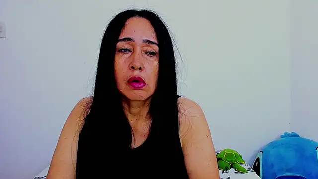 Snapshot of HorniestMilf chatting on 13, 2, 2026 HorniestMilf online show from 13, 2, 2026