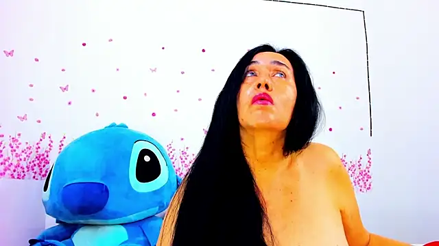 HorniestMilf online show from 4, 7, 2026