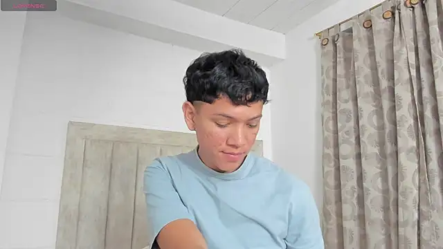 JulianRose 1 online show from 13, 12, 2024