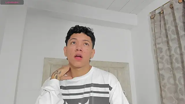 JulianRose 1 online show from 29, 12, 2024