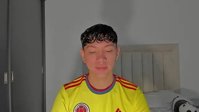 JulianRose 1 online show from 23, 6, 2026