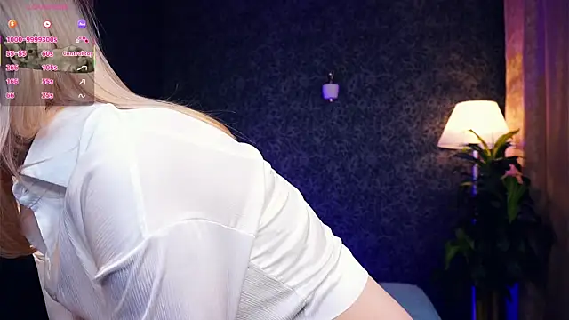 GIoria cute online show from 7, 3, 2025