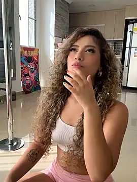 Melina-Smith online show from 10, 11, 2025