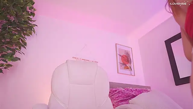 Snapshot of Eyleen_24 chatting on 19, 3, 2025 Eyleen 24 online show from 19, 3, 2025