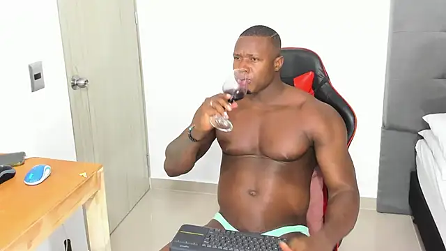 Snapshot of sexy_blackman3606 chatting on 3, 2, 2025 sexy blackman3606 online show from 3, 2, 2025