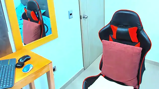 Snapshot of sexy_blackman3606 chatting on 27, 2, 2025 sexy blackman3606 online show from 27, 2, 2025