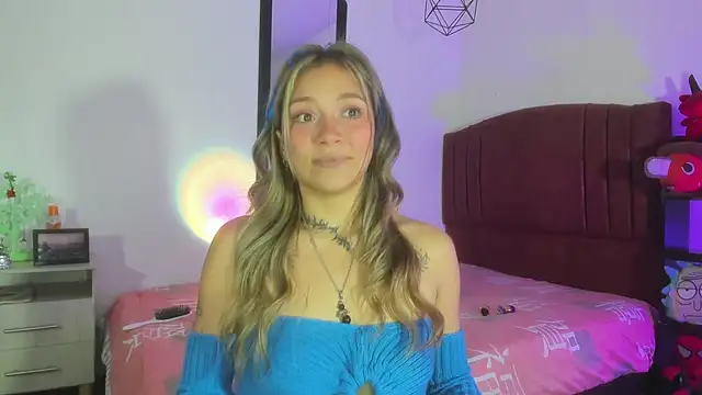 Snapshot of alisson_zafiro_ chatting on 17, 12, 2024 alisson zafiro  online show from 17, 12, 2024