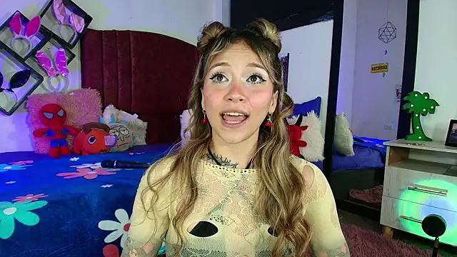 Snapshot of alisson_zafiro_ chatting on 2, 3, 2025 alisson zafiro  online show from 2, 3, 2025