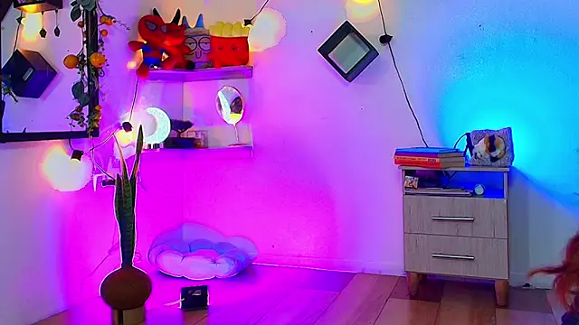 alisson zafiro  online show from 14, 6, 2026