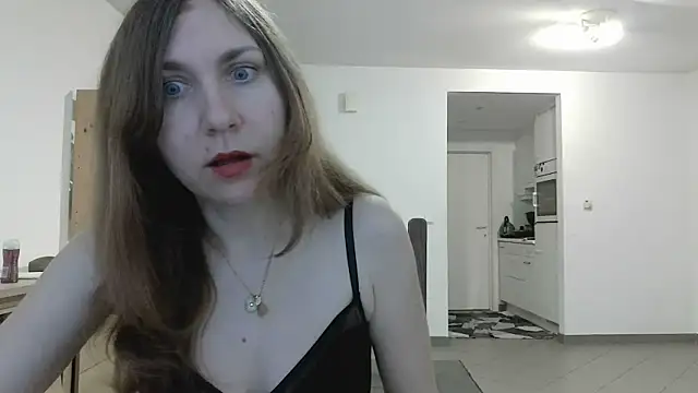 JasmineGlamour online show from 3, 5, 2026
