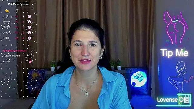 Snapshot of Alianna_Solo_Kisses chatting on 31, 10, 2025 Alianna Solo Kisses online show from 31, 10, 2025