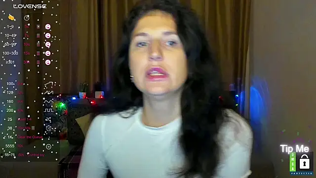 Snapshot of Alianna_Solo_Kisses chatting on 29, 11, 2025 Alianna Solo Kisses online show from 29, 11, 2025