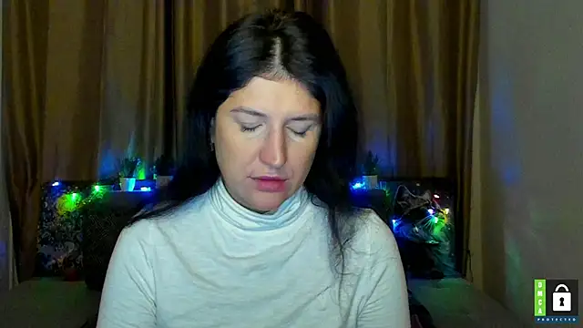 Snapshot of Alianna_Solo_Kisses chatting on 17, 12, 2025 Alianna Solo Kisses online show from 17, 12, 2025