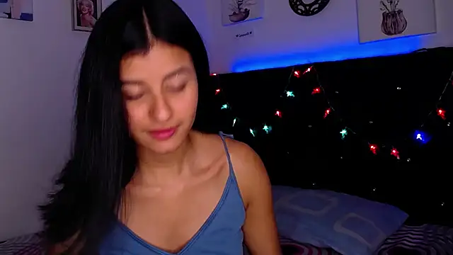 Snapshot of floweer_ chatting on 9, 2, 2025 floweer online show from 9, 2, 2025