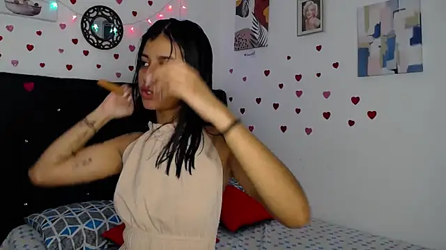 Snapshot of floweer_ chatting on 27, 2, 2025 floweer online show from 27, 2, 2025