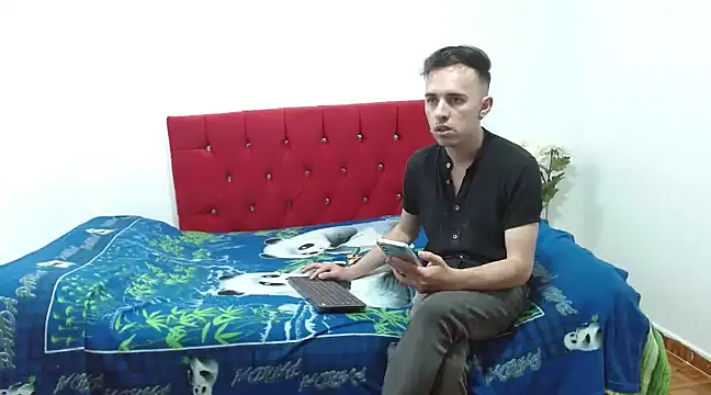 Snapshot of big-dicktop23 chatting on 10, 12, 2024 big-dicktop23 online show from 10, 12, 2024