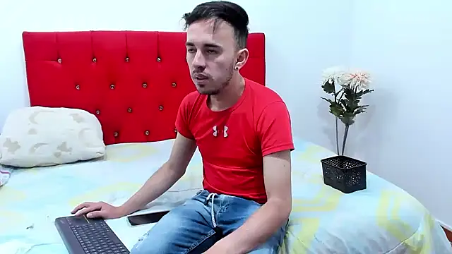 Snapshot of big-dicktop23 chatting on 20, 12, 2024 big-dicktop23 online show from 20, 12, 2024