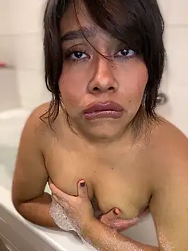 Snapshot of -Sammyxxx chatting on 30, 12, 2024 -Sammyxxx online show from 30, 12, 2024