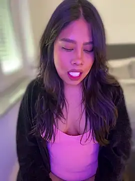 Snapshot of -Sammyxxx chatting on 1, 2, 2025 -Sammyxxx online show from 1, 2, 2025