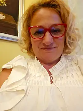 Snapshot of VirginiaNurse chatting on 29, 5, 2026 VirginiaNurse online show from 29, 5, 2026