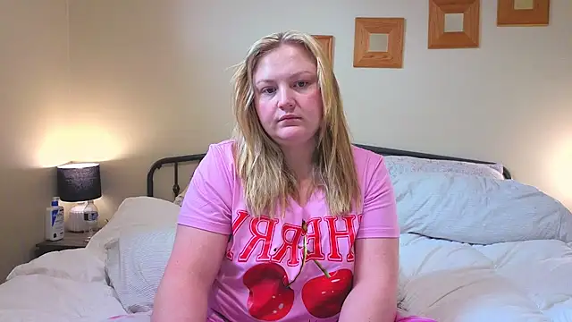 PhatAssBlond online show from 23, 2, 2026