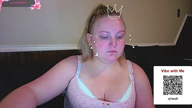 PhatAssBlond online show from 4, 3, 2026