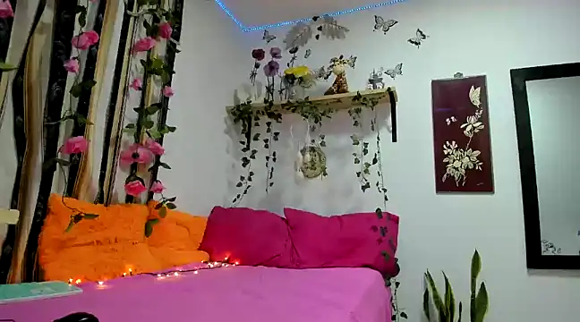 Snapshot of anasttacia_210 chatting on 14, 12, 2024 anasttacia 210 online show from 14, 12, 2024