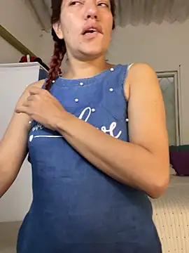 Snapshot of lia_huan chatting on 19, 9, 2025 lia huan online show from 19, 9, 2025