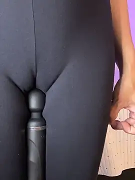 Snapshot of lia_huan chatting on 1, 10, 2025 lia huan online show from 1, 10, 2025