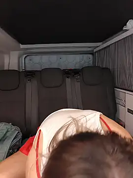 Jade Emeraud online show from 9, 4, 2026