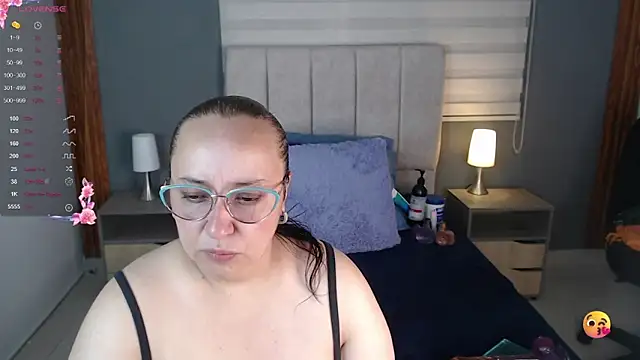 Natasha26  online show from 25, 10, 2025