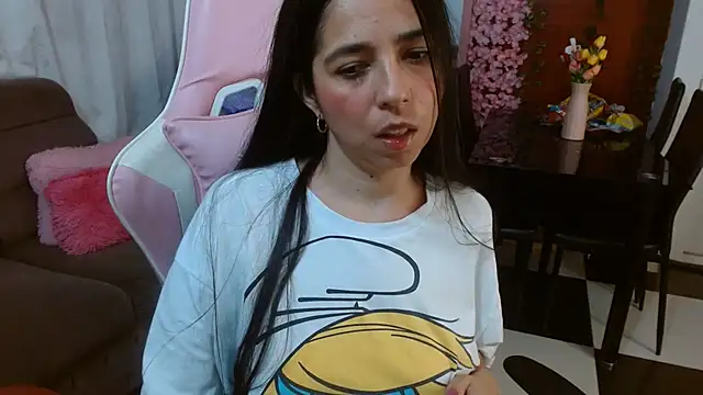Snapshot of kendall_all4u chatting on 25, 6, 2026 kendall all4u online show from 25, 6, 2026