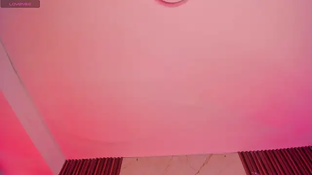 Emiilycollins online show from 27, 12, 2024