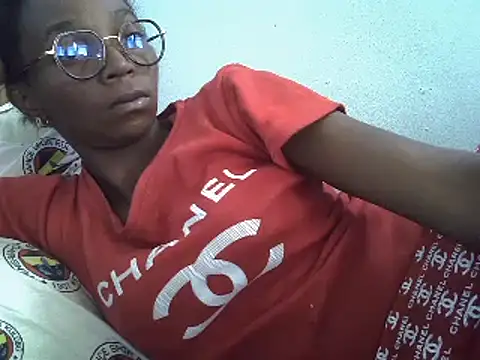 Snapshot of ElianeHot chatting on 22, 1, 2025 ElianeHot online show from 22, 1, 2025