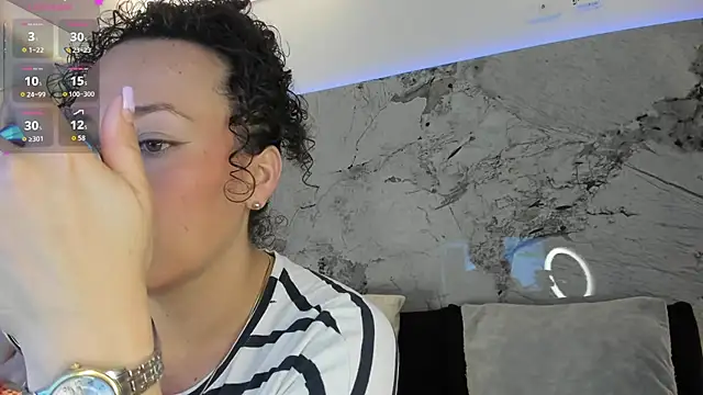 LIZ HOLMES online show from 29, 11, 2025