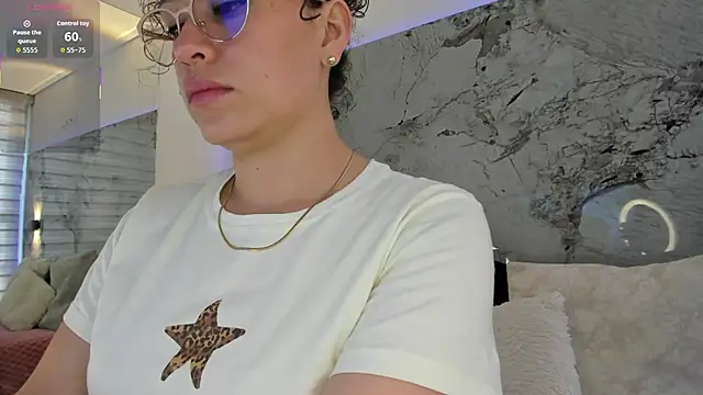 LIZ HOLMES online show from 17, 1, 2026