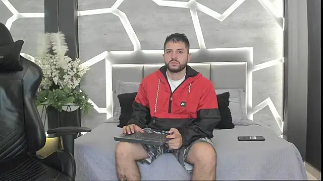TomSloan  online show from 9, 3, 2025
