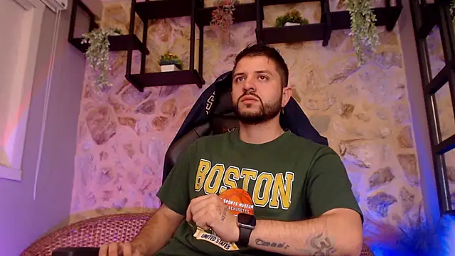TomSloan  online show from 10, 3, 2025