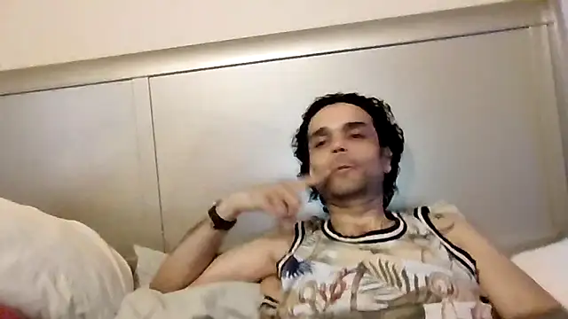 Snapshot of GForceSavage chatting on 20, 11, 2025 GForceSavage online show from 20, 11, 2025