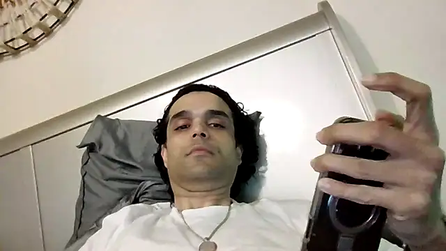 Snapshot of GForceSavage chatting on 17, 12, 2025 GForceSavage online show from 17, 12, 2025